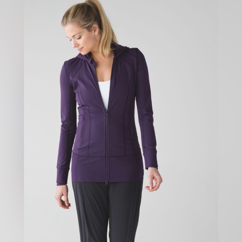 Lululemon Daily Practice Jacket
Deep Zinfandel